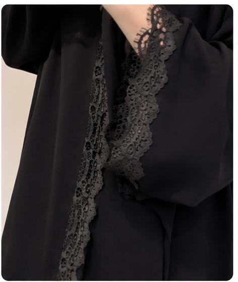 Elegant Black Lace Abaya | عباية سوداء أنيقة بتفاصيل الدانتيل
